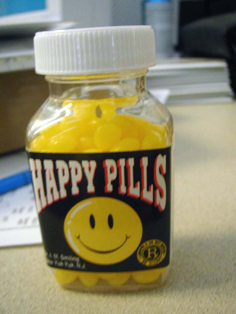 04_happy-pills
